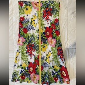 Glam Bold Floral Strapless Bubble Hem Dress - Size Medium